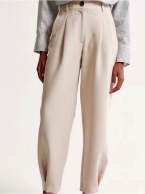 Abercrombie Tapered Trouser - Light Beige
